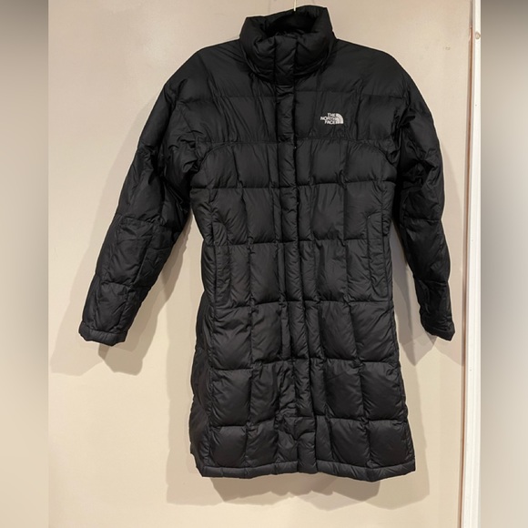 The North Face Jackets & Blazers - The NorthFace 600 Black Quilted Goose Down Puffer Long Coat. EUC